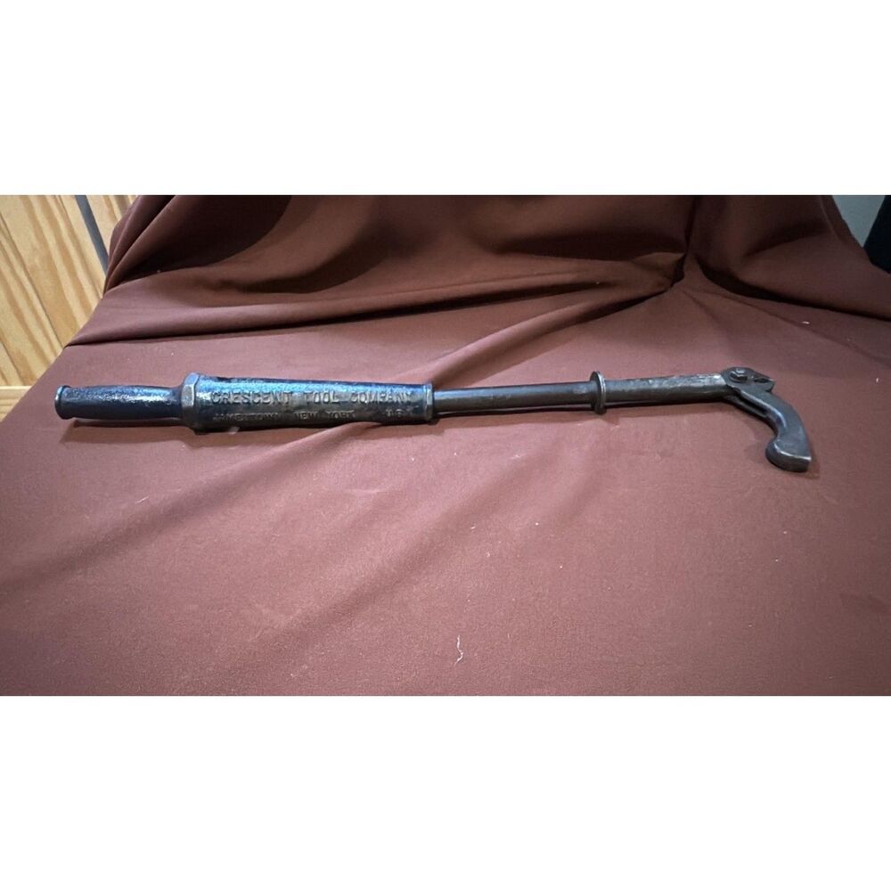 Vintage Metal NO-58 Nail Puller Suregrip Bridgeport Hardware Mfg. Corp